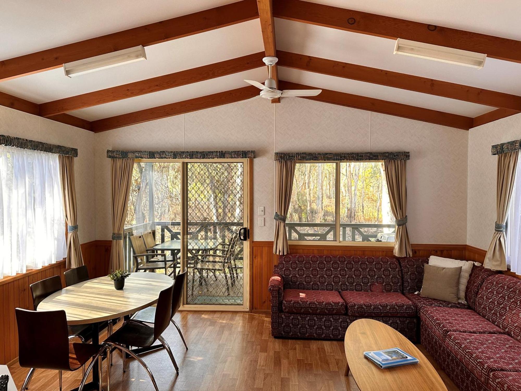 Moama Riverside Holiday Park ภายนอก รูปภาพ