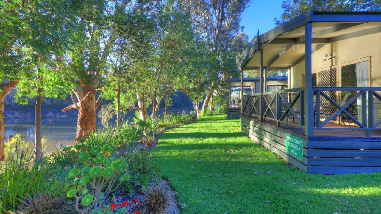 Moama Riverside Holiday Park ภายนอก รูปภาพ
