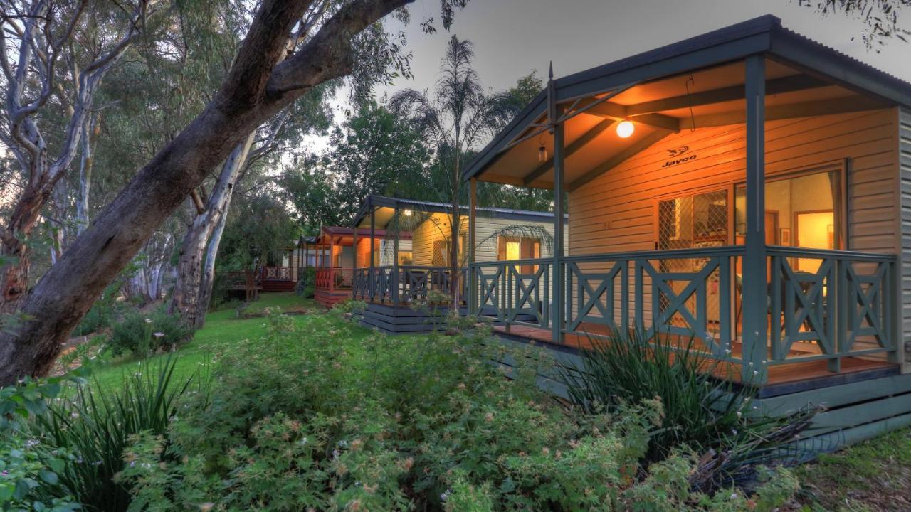 Moama Riverside Holiday Park ภายนอก รูปภาพ
